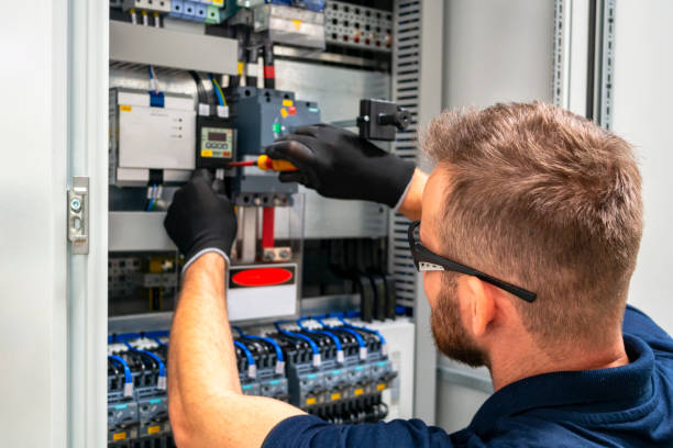 Best Circuit Breaker Repair  in Los Angeles, CA