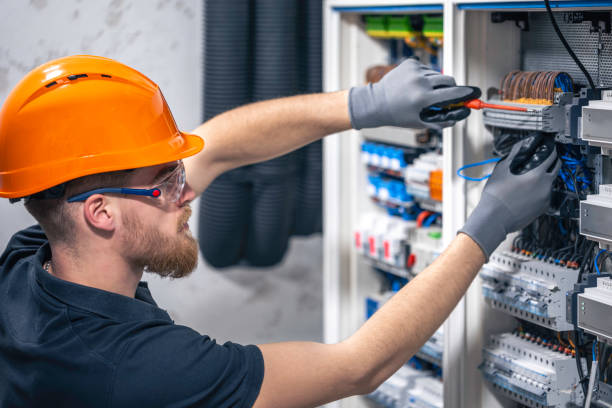 Best Affordable Electrician  in Los Angeles, CA